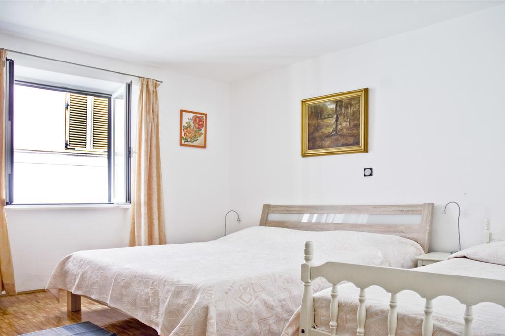 Apartments Tomato 1 Novigrad Istria Eksteriør billede